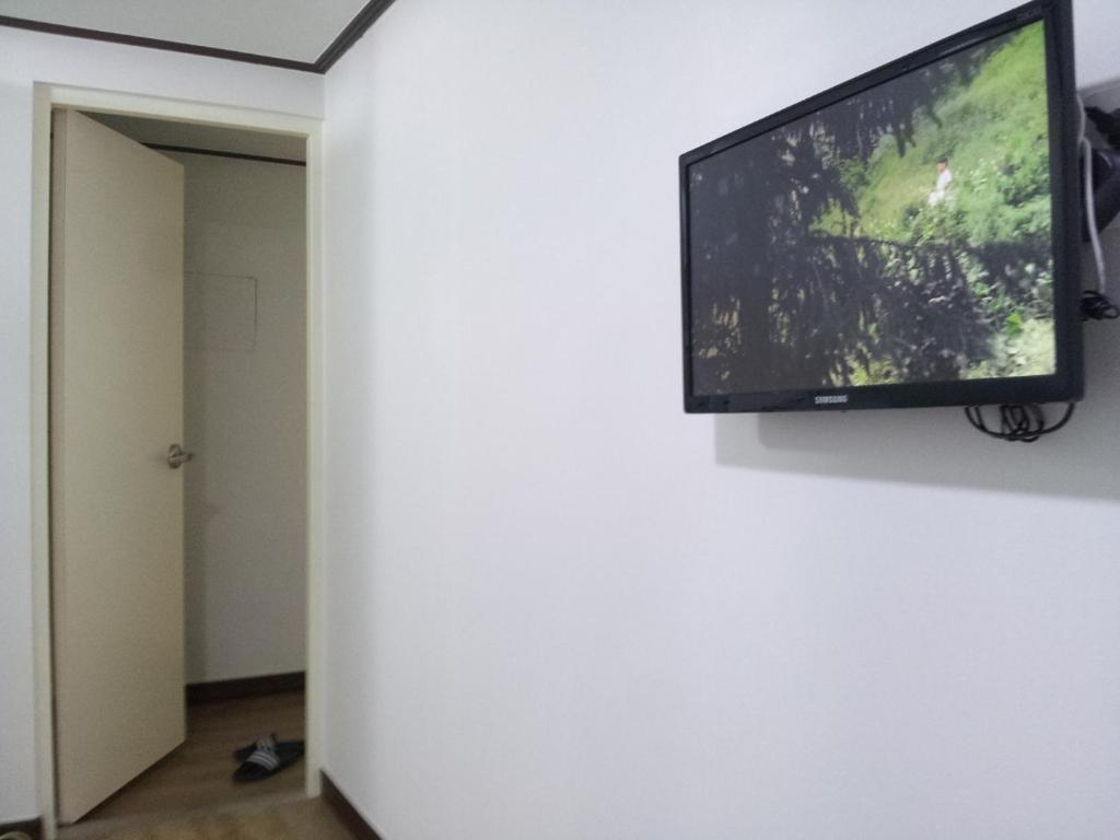 24 Guesthouse Sinchon Hongdae Szöul Kültér fotó